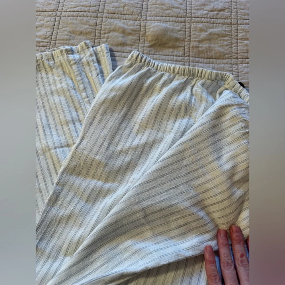 Divided by H&M linen pants, 2 pair XL - Picture 4 of 12